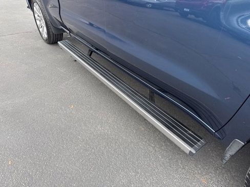 Used 2021 Chevrolet Silverado 1500 High Country w/ Technology Package image 12