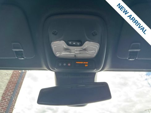 Used 2026 GMC Canyon AT4 w/ AT4 Premium Package AWD/4WD image 25
