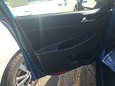 Used 2019 Hyundai Tucson SE AWD/4WD image 12