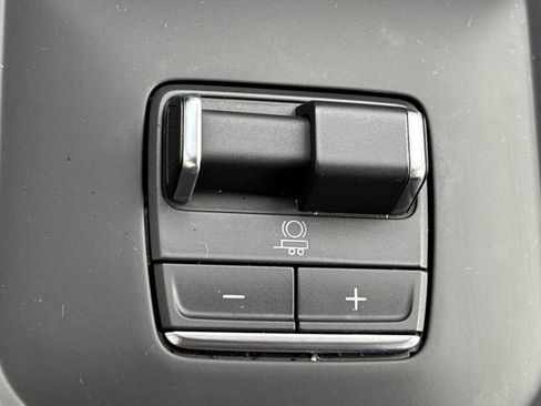 Used 2026 GMC Sierra 2500 Denali Ultimate AWD/4WD image 46