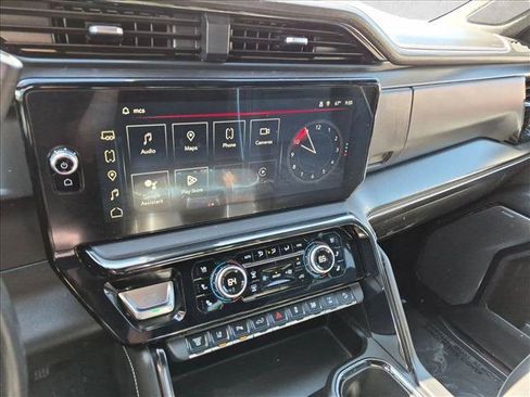 Used 2024 GMC Sierra 2500 AT4X w/ AT4X AEV Edition AWD/4WD image 14