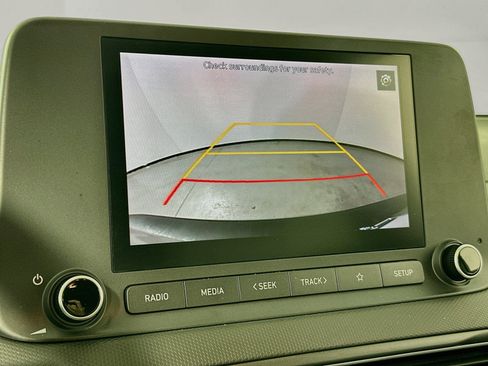 Used 2023 Hyundai Kona SEL FWD image 13