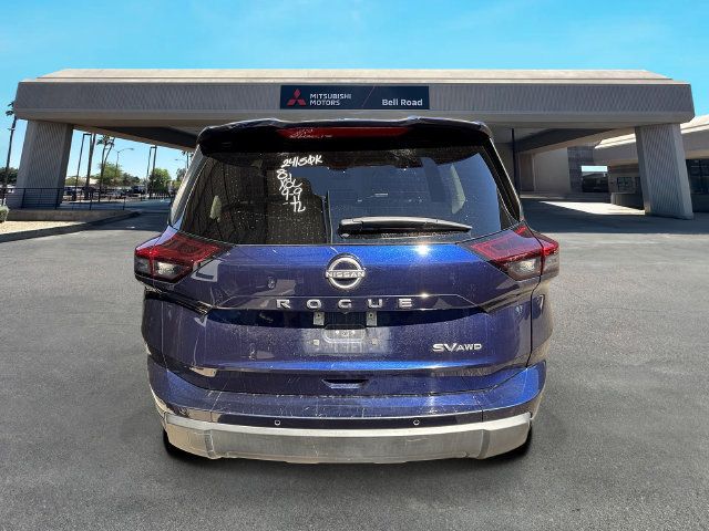 Used 2024 Nissan Rogue SV AWD/4WD image 7