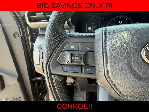 Used 2026 Toyota Tacoma SR5 AWD/4WD image 16