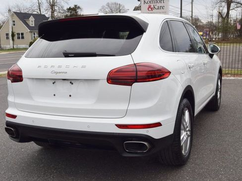 Used 2016 Porsche Cayenne image 13