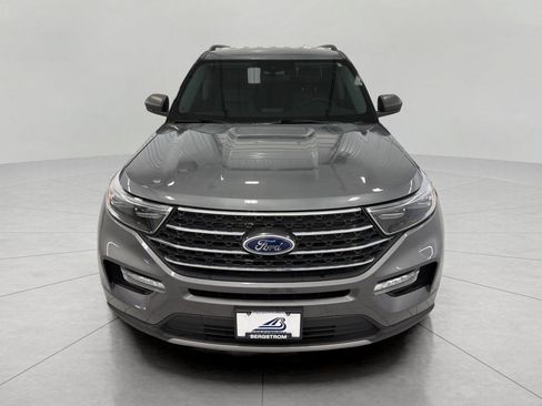 Used 2024 Ford Explorer XLT w/ Equipment Group 202A AWD/4WD image 13