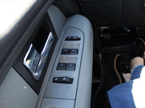 Used 2014 Ford F150 XLT w/ Equipment Group 302A Luxury AWD/4WD image 34