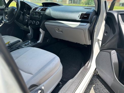 Used 2014 Subaru Forester 2.5i Premium w/ Popular Package #2 AWD/4WD image 28