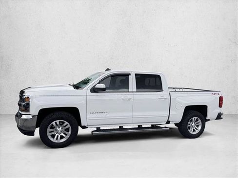 Used 2017 Chevrolet Silverado 1500 LT w/ All Star Edition AWD/4WD image 4