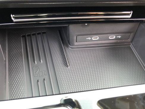 New 2026 Volkswagen Atlas Peak Edition AWD/4WD image 29