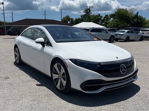 Used 2022 Mercedes-Benz EQS 450+ Sedan image 7