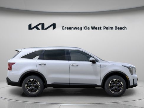 New 2026 Kia Sorento S AWD/4WD image 8