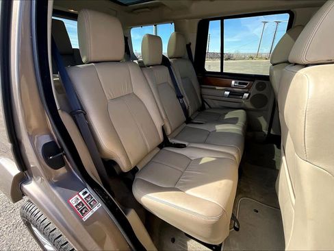 Used 2016 Land Rover LR4 HSE LUX image 20
