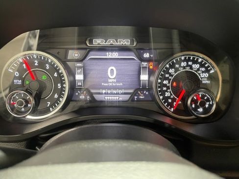 Used 2022 RAM 1500 Big Horn image 13