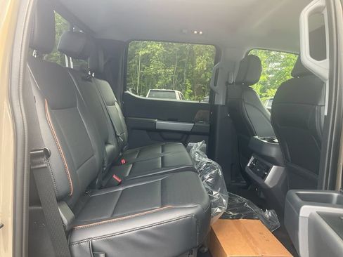 New 2026 Ford F350 Lariat w/ Chrome Package AWD/4WD image 13