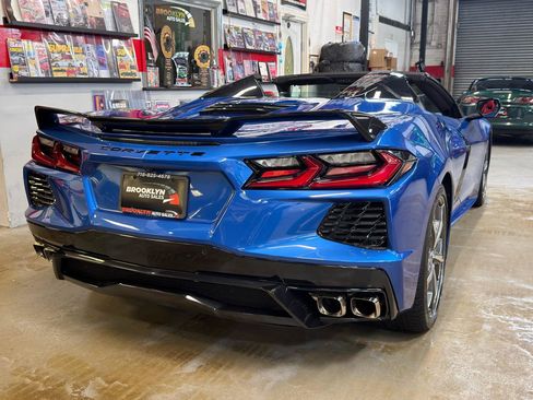 Used 2021 Chevrolet Corvette Stingray Premium Conv w/ Z51 Performance Package RWD image 7