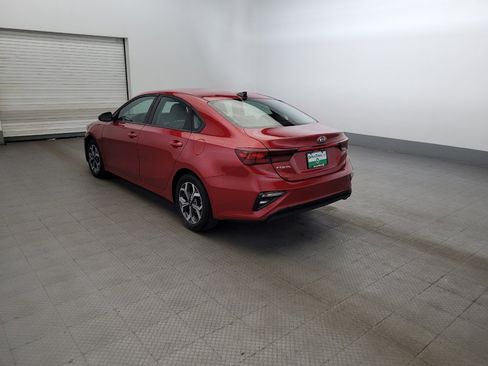 Used 2019 Kia Forte LXS FWD image 5