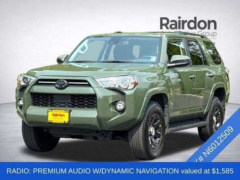 Used 2022 Toyota 4Runner Trail Special Edition AWD/4WD image 2