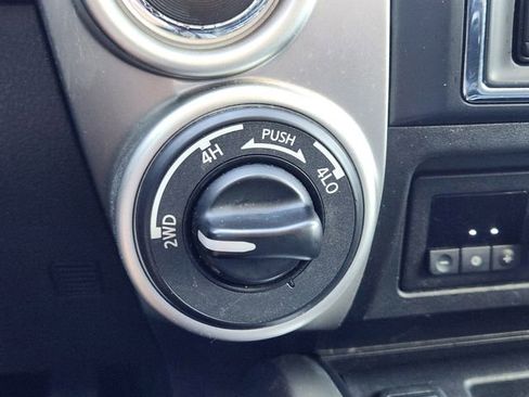 Used 2017 Nissan Titan PRO-4X image 23