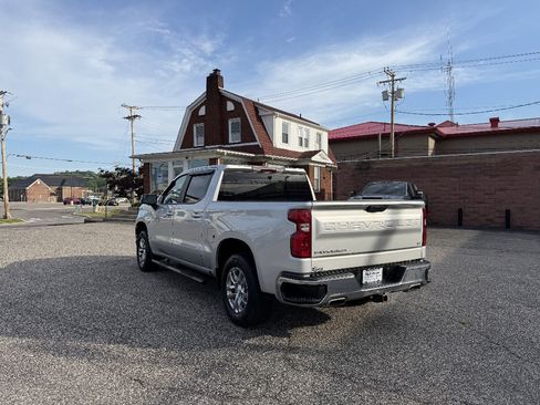 Used 2019 Chevrolet Silverado 1500 LT w/ All-Star Edition AWD/4WD image 3