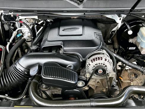 Used 2009 GMC Yukon XL SLE w/ Convenience Package image 32