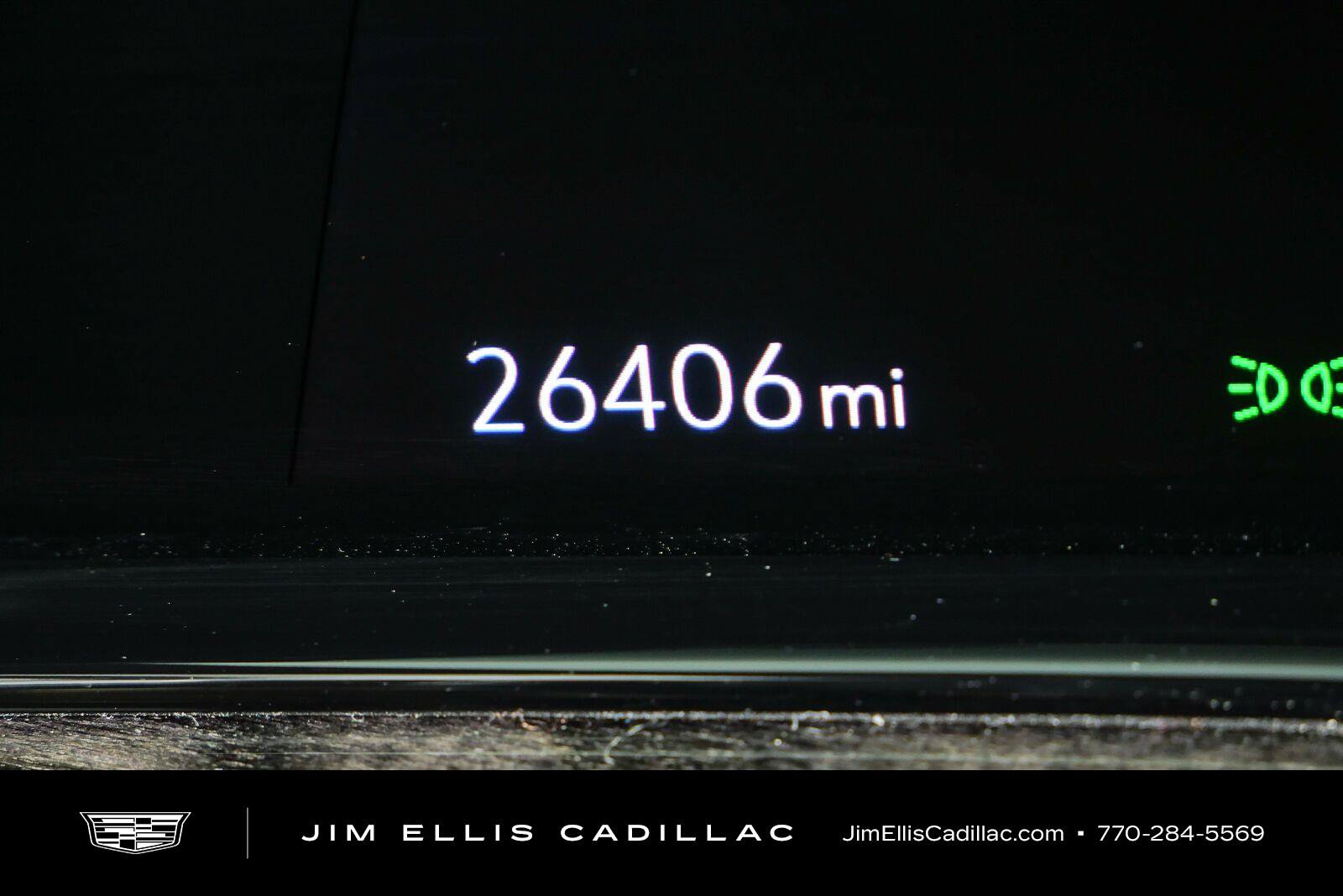 Used 2023 Cadillac Escalade Premium Luxury w/ Performance Package RWD image 9