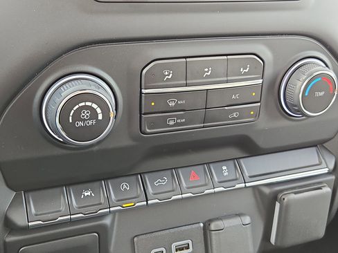 New 2026 Chevrolet Silverado 1500 Custom image 26