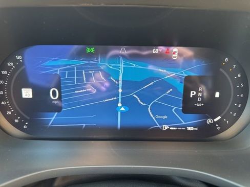 Certified 2025 Volvo XC60 B5 Plus AWD/4WD image 23