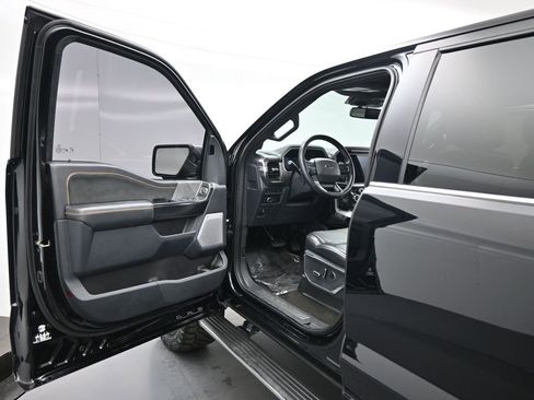 Used 2022 Ford F150 Platinum w/ Equipment Group 701A High image 8