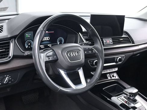 Used 2021 Audi Q5 e Premium Plus w/ Premium Plus Package AWD/4WD image 24