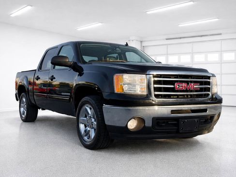 Used 2013 GMC Sierra 1500 SLE w/ Power Tech Package image 4