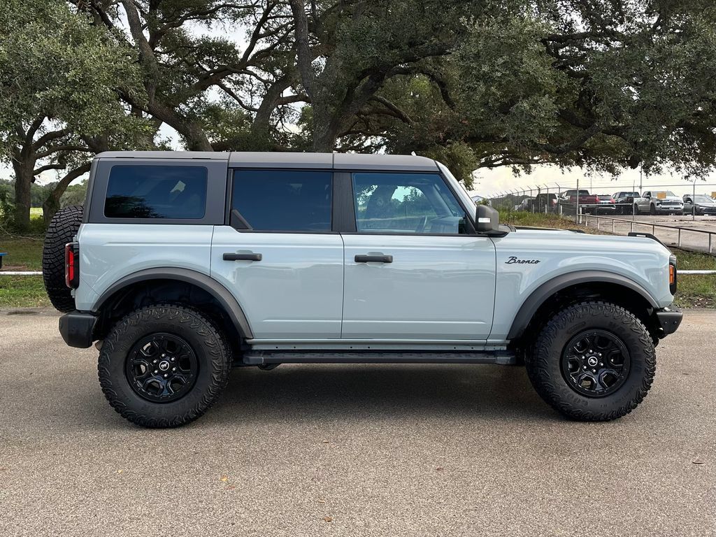 Used 2023 Ford Bronco Wildtrak AWD/4WD image 4