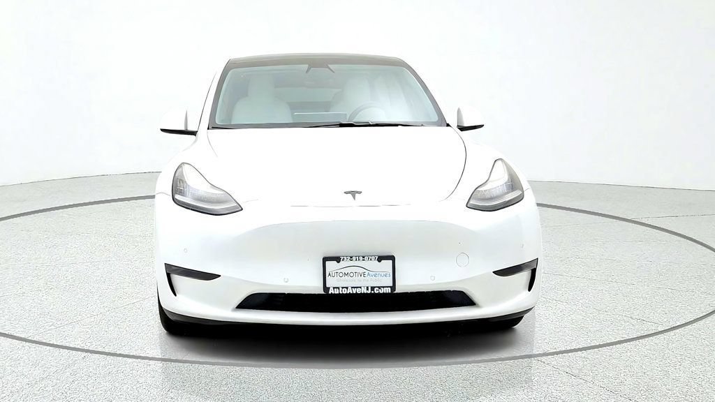 Used 2020 Tesla Model Y Long Range AWD/4WD image 2