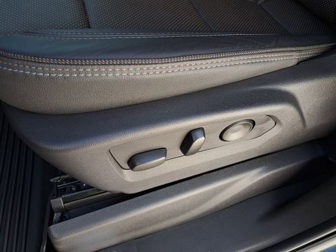 Certified 2024 Chevrolet Silverado 1500 High Country image 22