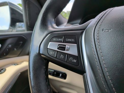 Used 2022 BMW X5 sDrive40i w/ Premium Package image 22