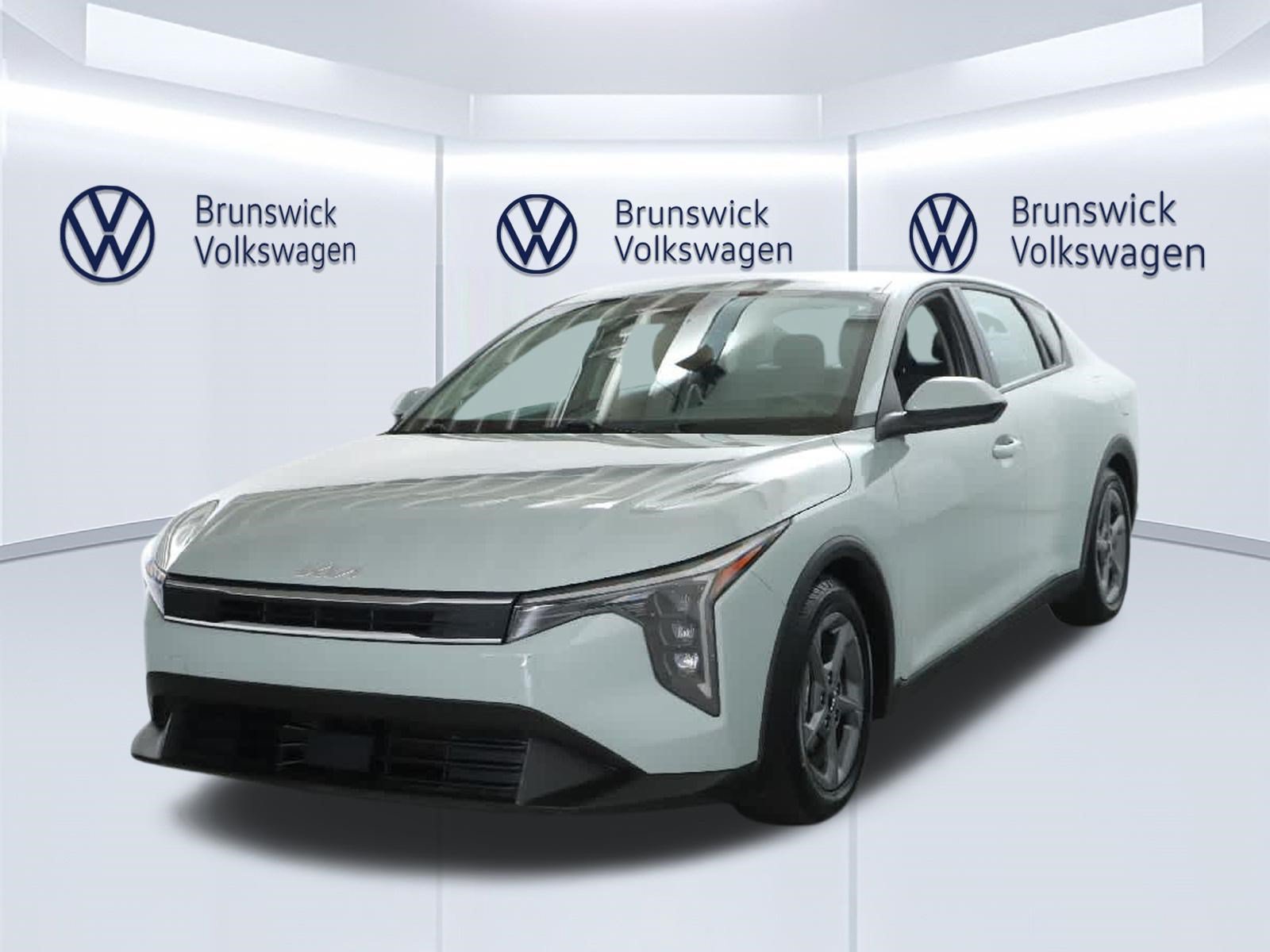 Used 2025 Kia K4 FWD image 1