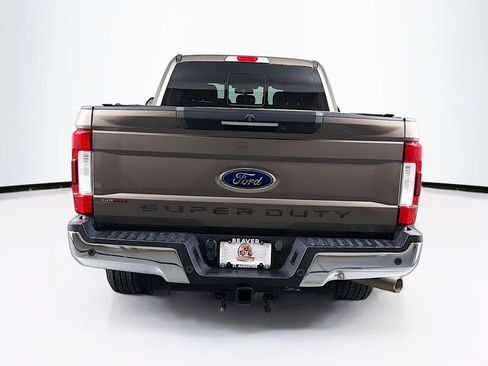 Used 2019 Ford F250 Lariat w/ Lariat Ultimate Package RWD image 8