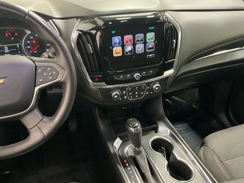 Used 2018 Chevrolet Traverse LT AWD/4WD image 7