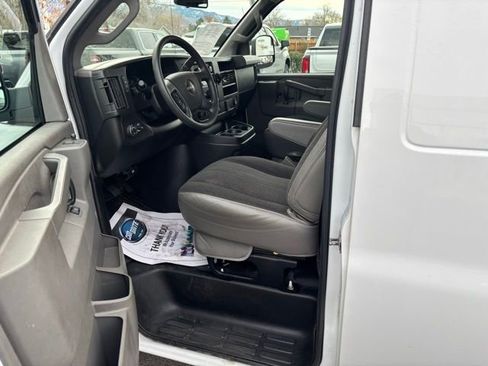 Certified 2022 GMC Savana 2500 w/ Driver Convenience Package image 13