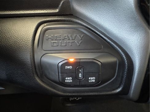 Used 2026 RAM 2500 Big Horn AWD/4WD image 13