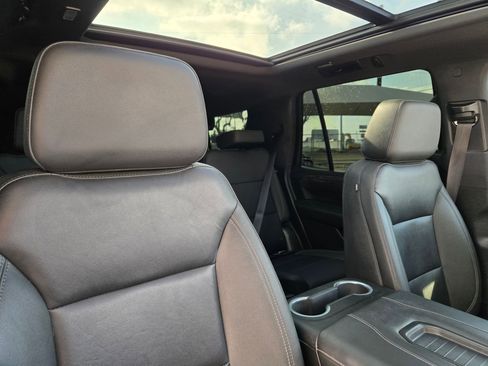 Used 2022 Chevrolet Tahoe Z71 w/ Z71 Off-Road Package image 33