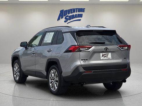 Used 2025 Toyota RAV4 XLE Premium FWD image 5