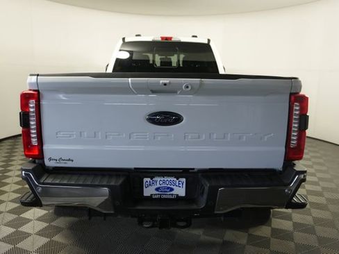 Certified 2025 Ford F350 Lariat w/ Lariat Ultimate Package AWD/4WD image 4