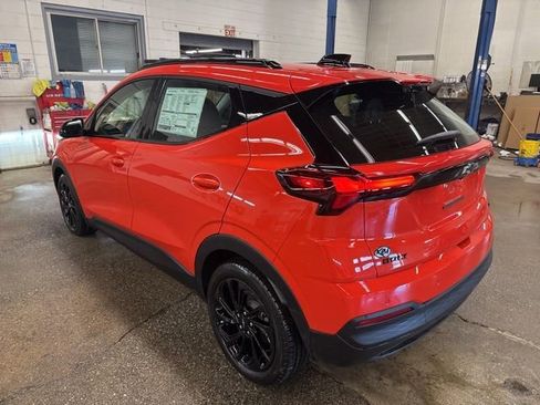 New 2027 Chevrolet Bolt RS w/ Technology Package FWD image 4