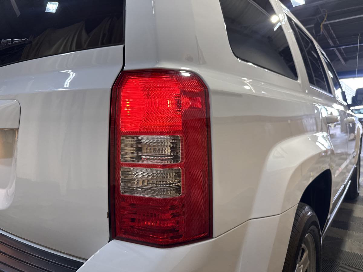 Used 2015 Jeep Patriot Sport w/ Power Value Group FWD image 10