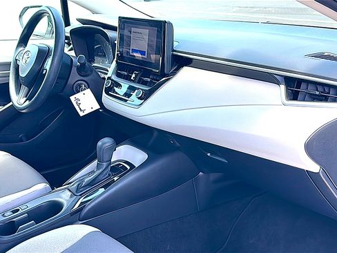 Used 2024 Toyota Corolla LE FWD image 21