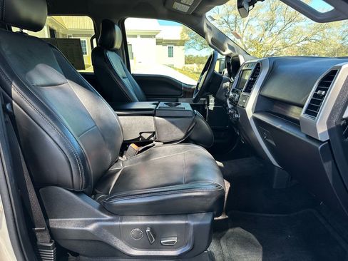 Used 2017 Ford F150 Lariat image 45