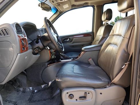 Used 2004 GMC Envoy SLT image 4