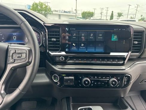 Used 2024 Chevrolet Silverado 1500 ZR2 w/ Technology Package image 17