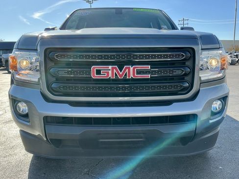 Used 2020 GMC Canyon SLE w/ Elevation Edition image 9